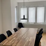 Moderner Rueckzugsort In Messe Naehe * Ганновер